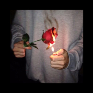 宋雨琦喷水自慰好爽
